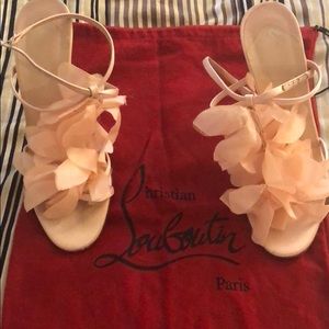 Chiffon ruffles Christian louboutin
